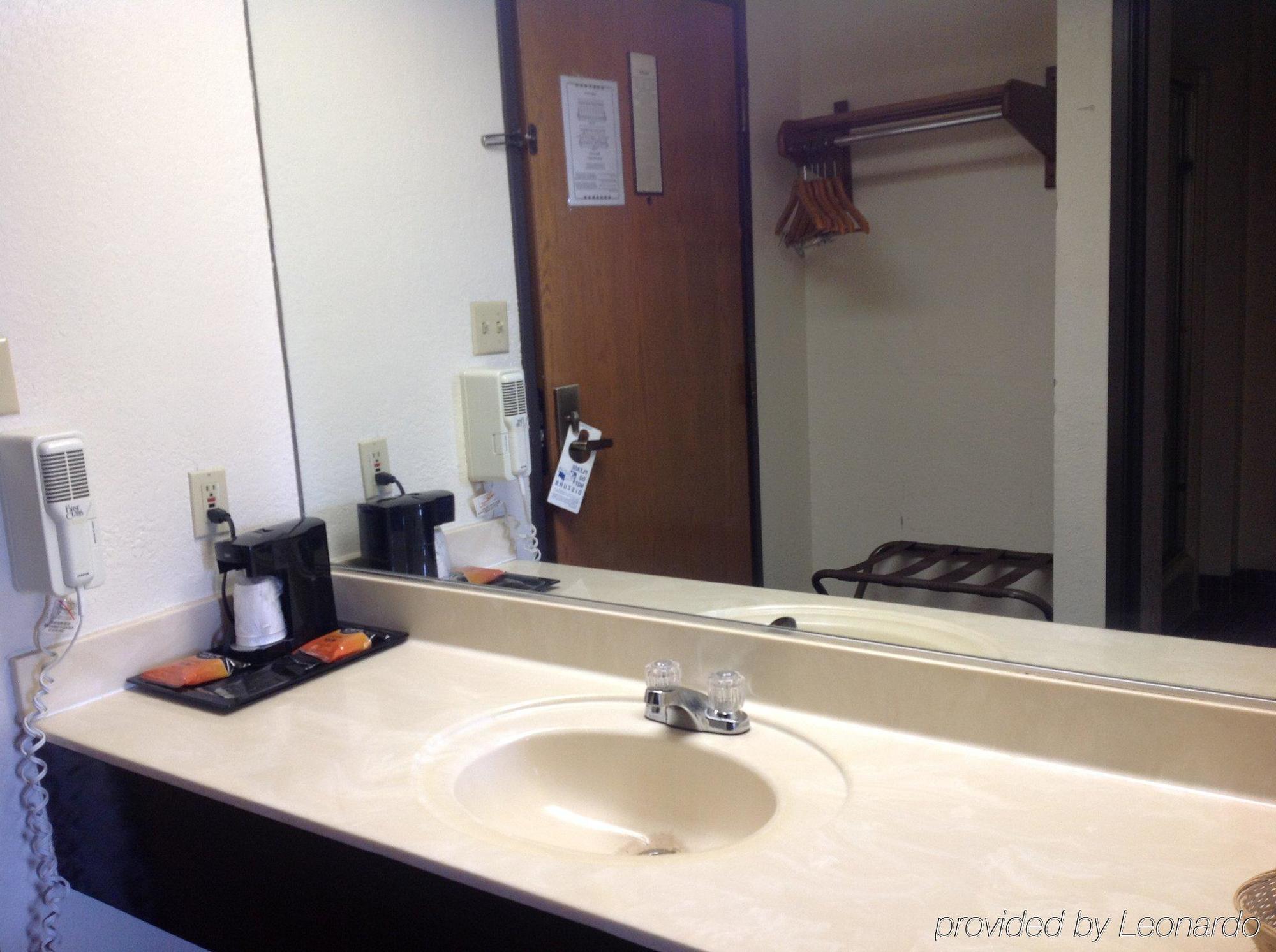 Travel Inn And Suites- Sikeston Miner I-55 Exit-67 Екстериор снимка