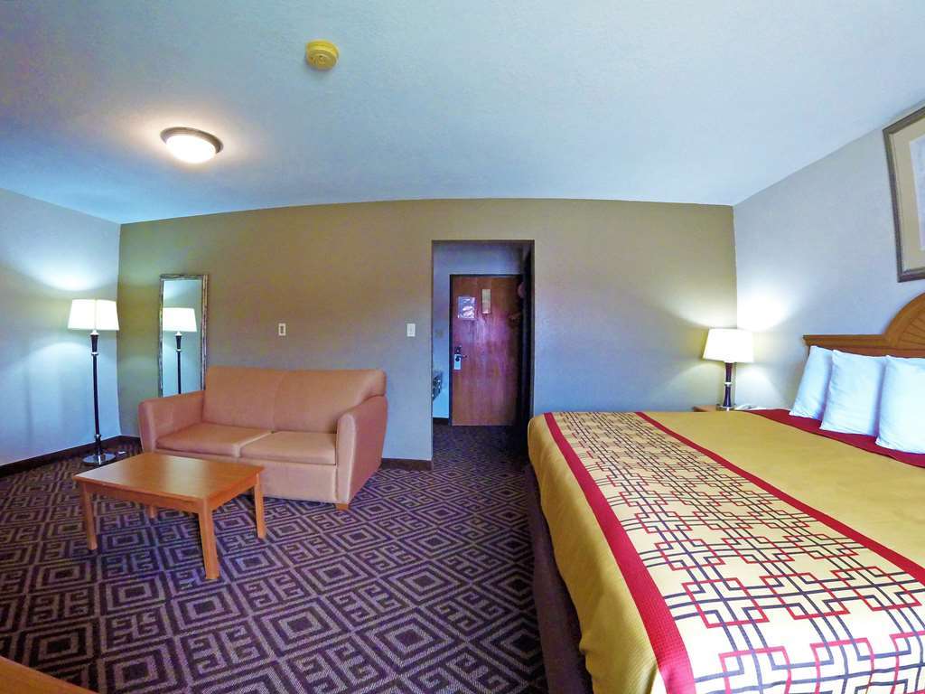 Travel Inn And Suites- Sikeston Miner I-55 Exit-67 Стая снимка