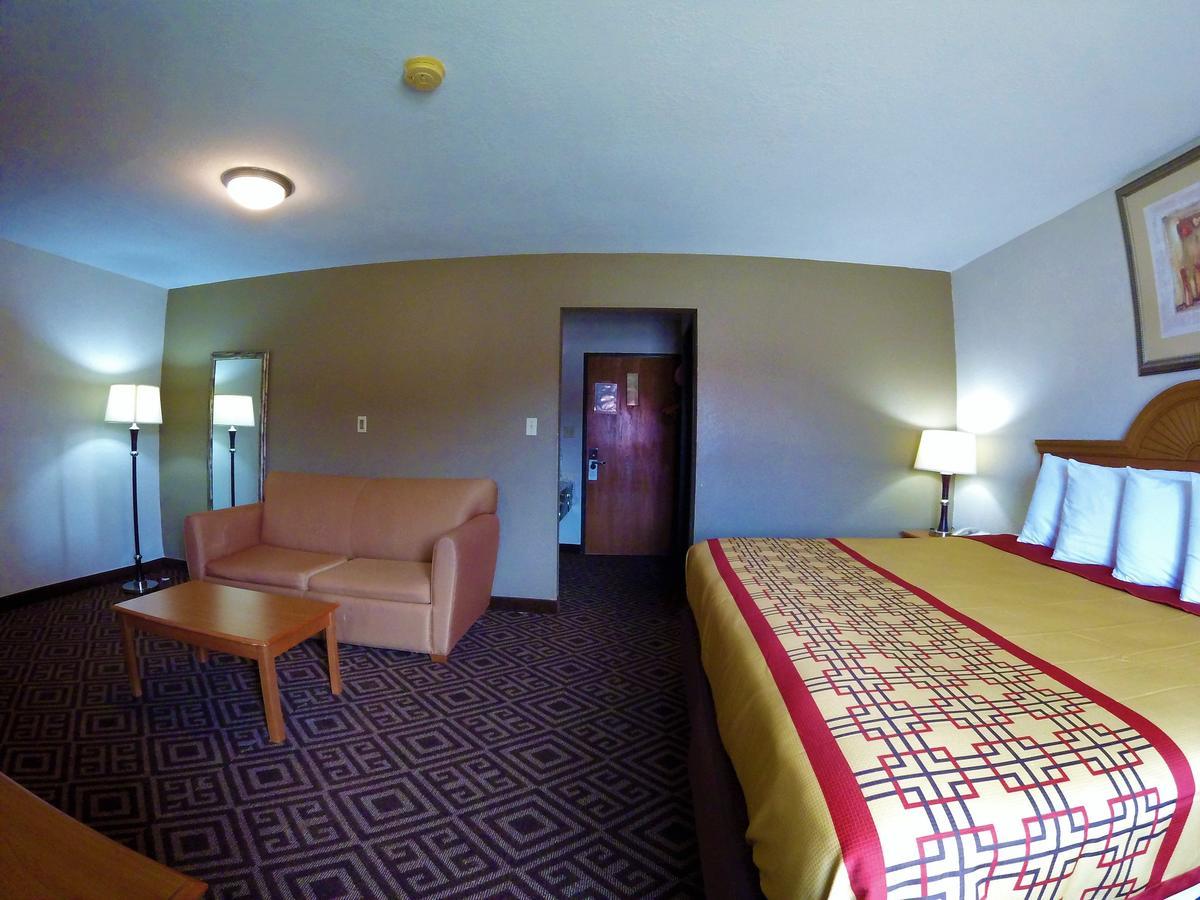 Travel Inn And Suites- Sikeston Miner I-55 Exit-67 Екстериор снимка