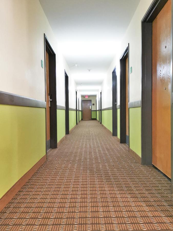 Travel Inn And Suites- Sikeston Miner I-55 Exit-67 Екстериор снимка