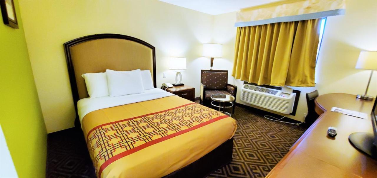 Travel Inn And Suites- Sikeston Miner I-55 Exit-67 Екстериор снимка