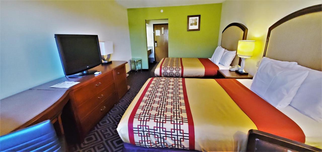 Travel Inn And Suites- Sikeston Miner I-55 Exit-67 Екстериор снимка