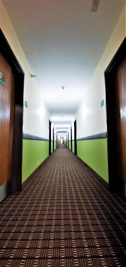 Travel Inn And Suites- Sikeston Miner I-55 Exit-67 Екстериор снимка
